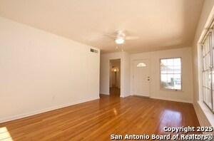 922 Sumner Dr in San Antonio, TX - Building Photo - Building Photo