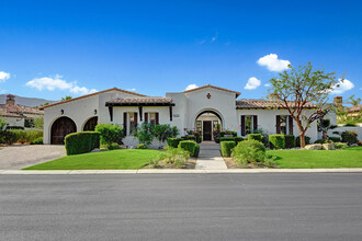 81103 Monarchos Cir in La Quinta, CA - Building Photo - Building Photo