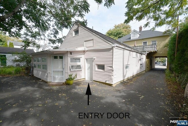 property at 318 Harrington Ave