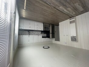 951 N Redwood Rd, Unit #11 in Salt Lake City, UT - Building Photo - Building Photo