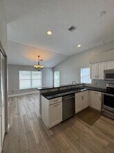 12872 Meadowbend Dr in Wellington, FL - Foto de edificio - Building Photo