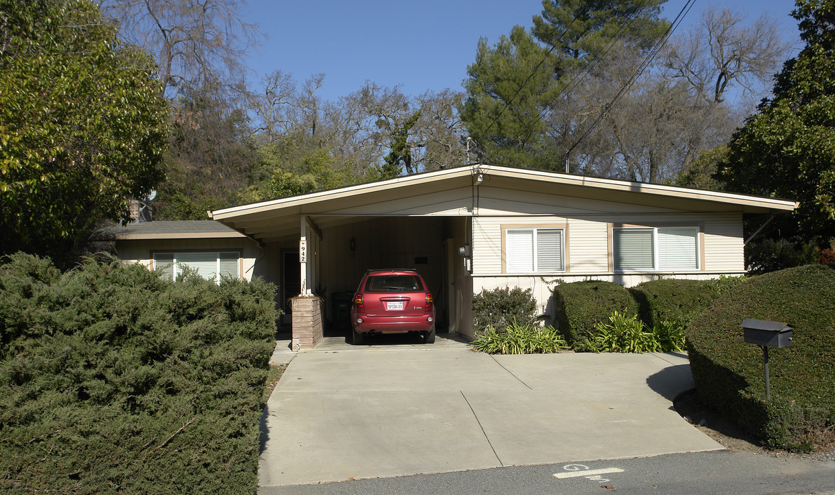 942 Happy Valley Ct in Lafayette, CA - Building Photo