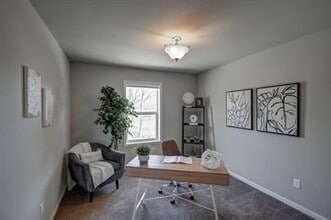 617 McKay Way, Unit 2 in Waterloo, WI - Foto de edificio - Building Photo