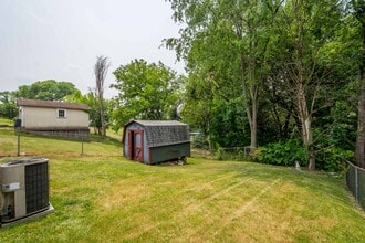 131 Patterson Ave in Carnegie, PA - Building Photo - Building Photo