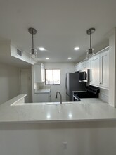 401 Airport Ave E in Venice, FL - Building Photo - Building Photo