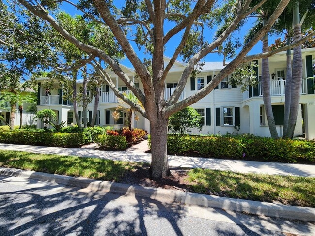 2761 E Community Dr in Jupiter, FL - Building Photo - Building Photo
