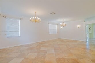 9065 Silver Glen Way in Wellington, FL - Building Photo - Building Photo