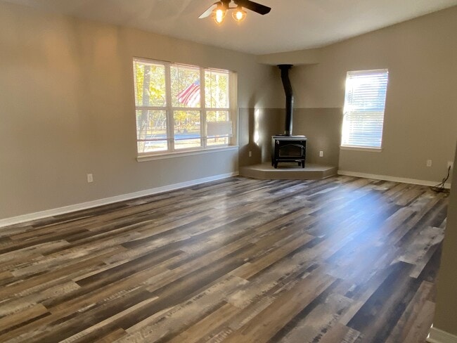 1207 Red Bud Ave in Bull Shoals, AR - Building Photo - Building Photo