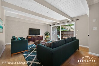 111 Avram Ave in Rohnert Park, CA - Building Photo - Building Photo