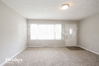 35 Lauck Ln in Indianapolis, IN - Building Photo - Building Photo