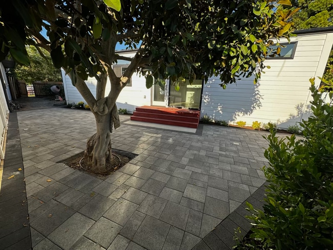 2148 Rural Pl in Costa Mesa, CA - Building Photo - Building Photo