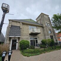 64 New St in Mount Clemens, MI - Building Photo