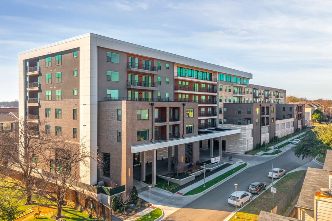 The Drake at White Rock in Dallas, TX - Building Photo