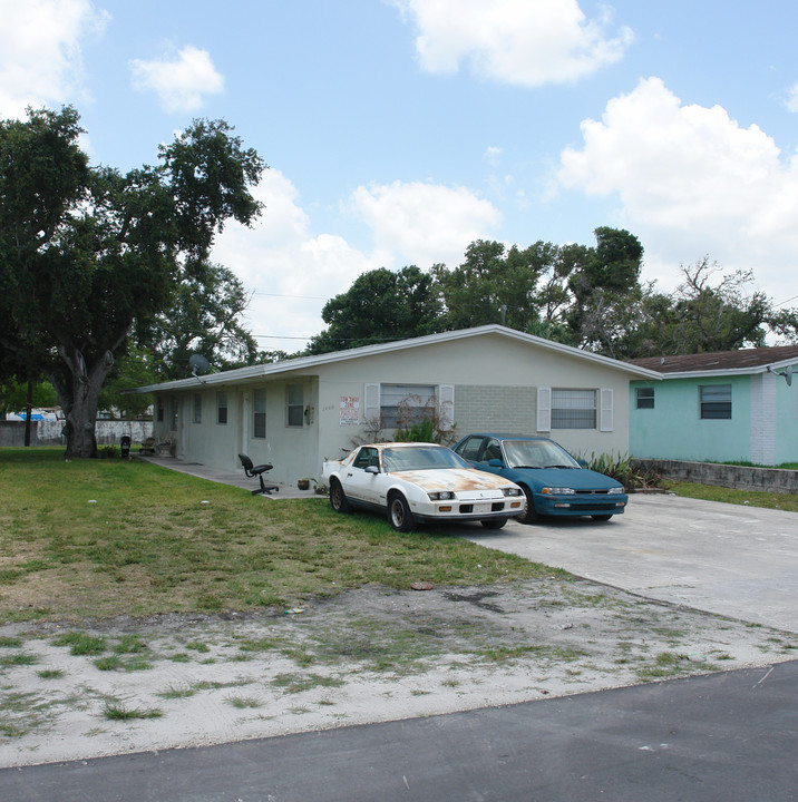 1418-1428 SW 33rd St in Fort Lauderdale, FL - Building Photo