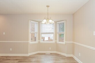 3612 Iron Sight Ct in Raleigh, NC - Foto de edificio - Building Photo