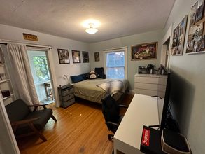 2734 Parker St in Berkeley, CA - Building Photo - Building Photo