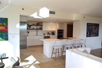 11113 Biscayne Blvd in Miami, FL - Building Photo - Building Photo