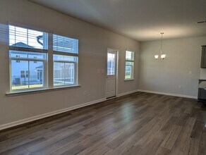 524 Prestonfield Wy in Garner, NC - Foto de edificio - Building Photo