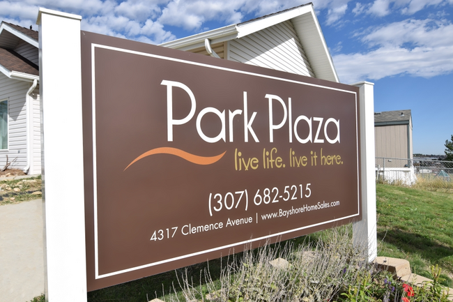 Park Plaza in Gillette, WY - Building Photo - Primary Photo