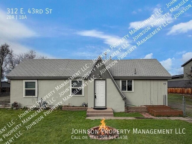 property at 312 E 43rd St