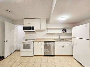 21 Langley Dr in Fort Saskatchewan, AB - Building Photo - Building Photo