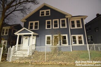 159 Hillside St, Unit 1 in Boston, MA - Building Photo - Building Photo