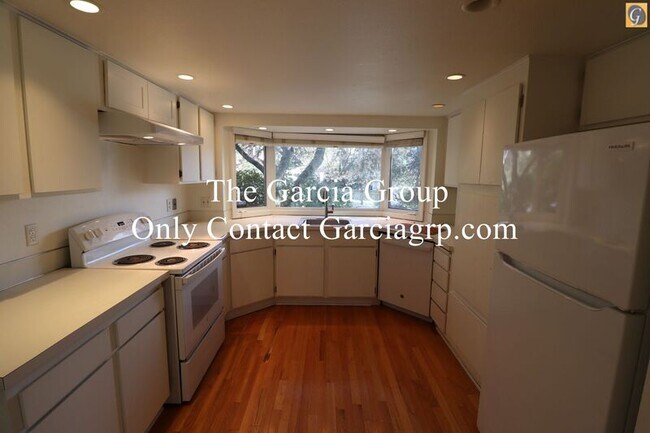 1493 SW 66th Ave in Portland, OR - Building Photo - Building Photo