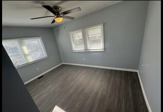 2102 Adams Ave in Knoxville, TN - Building Photo - Building Photo