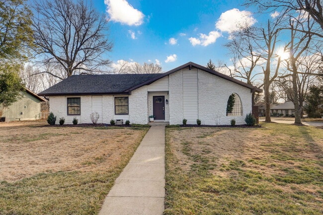 4094 S Eaton Ave in Springfield, MO - Building Photo - Building Photo