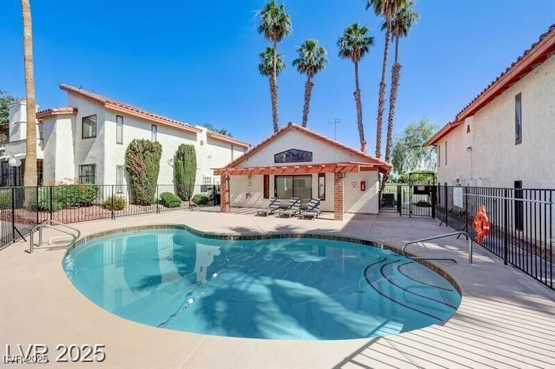 1701 E Katie Ave in Las Vegas, NV - Building Photo