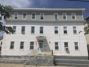 44 Grape St in Providence, RI - Building Photo - Other