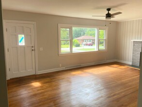 179 Winebarger Cir in Lynchburg, VA - Building Photo - Building Photo