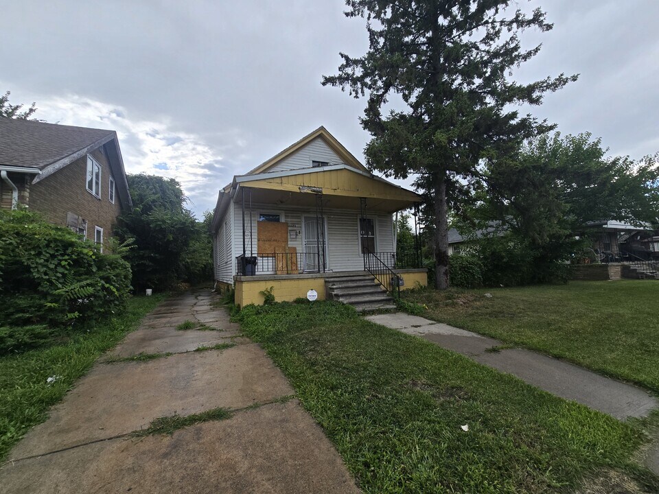 11673 Yosemite St in Detroit, MI - Foto de edificio