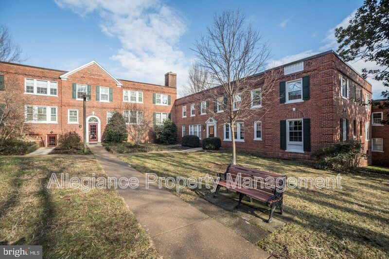 1909 Key Blvd in Arlington, VA - Building Photo