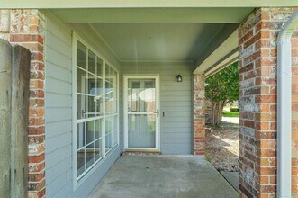4003 Sunhill Dr in Greenville, TX - Building Photo - Building Photo