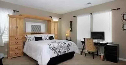 8 N Boyle Heights Ct in Mountain House, CA - Building Photo - Building Photo