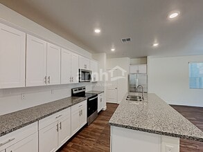 313 Cape Seville Pl in Henderson, NV - Building Photo - Building Photo