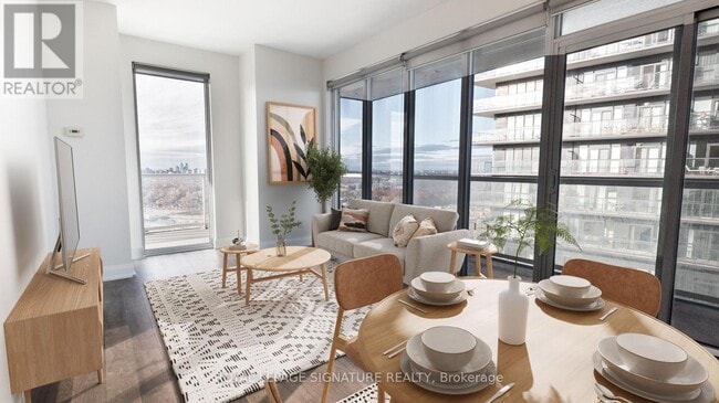 56 Annie Craig Dr in Toronto, ON - Building Photo - Building Photo