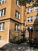 2349 N Kenneth Ave, Unit #2 in Chicago, IL - Building Photo