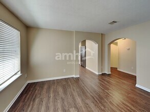 11010 Heather Bluff Ln in Houston, TX - Building Photo - Building Photo