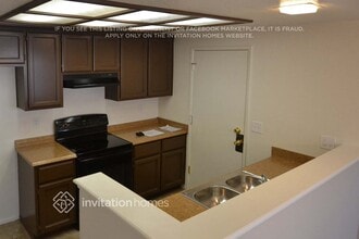 4984 Perceptive Way in Sacramento, CA - Building Photo - Building Photo