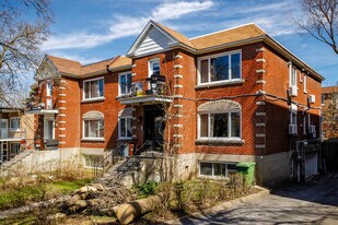 5873 Dolbeau St in Montréal, QC - Building Photo