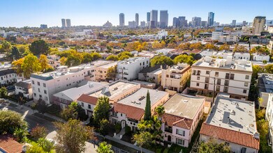 145 S Elm Dr in Beverly Hills, CA - Building Photo - Building Photo