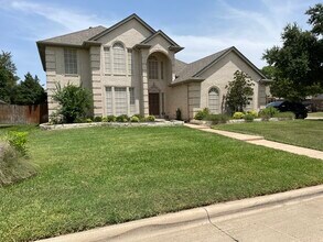 616 Natchez Ct in Hurst, TX - Building Photo - Building Photo