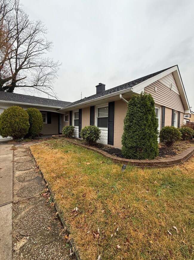 25 Pembrook Ln in Willingboro, NJ - Building Photo - Building Photo