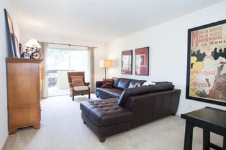 Carrington Apartments in Fremont, CA - Foto de edificio - Interior Photo