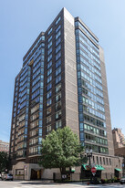 21 W Goethe St, Unit 15D in Chicago, IL - Building Photo