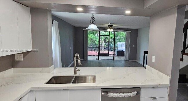 property at 3625 Coral Springs Dr