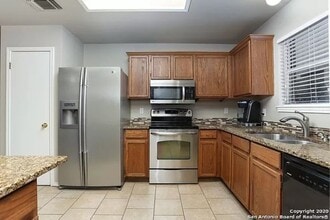 5739 cedar in San Antonio, TX - Building Photo - Building Photo