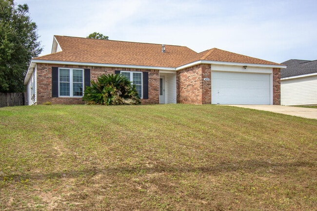 4724 Whitewater Ln in Crestview, FL - Building Photo - Building Photo